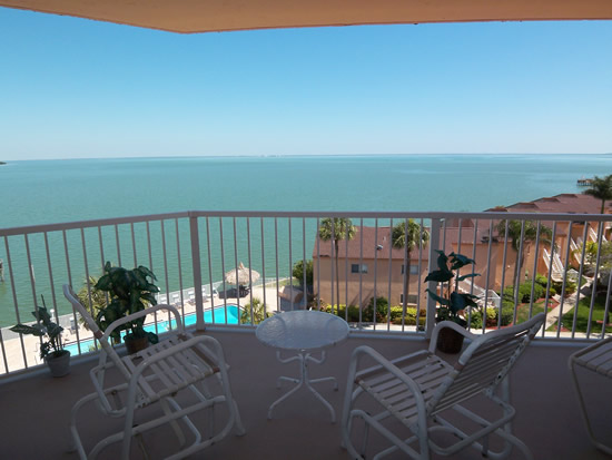 Imagine sipping your morning coffee on your balcony watching the sun rise over the sparkling waters of Tampa Bay. 