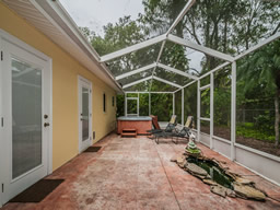 This part of the porch is uncovered and bright.