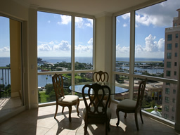 The dining area has awesome views!